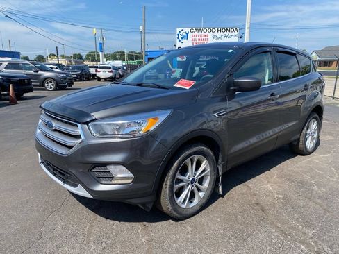 Used 2017 Ford Escape SE AWD/4WD image 7