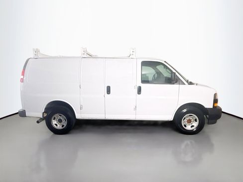 Used 2020 Chevrolet Express 2500 w/ Driver Convenience Package RWD image 11