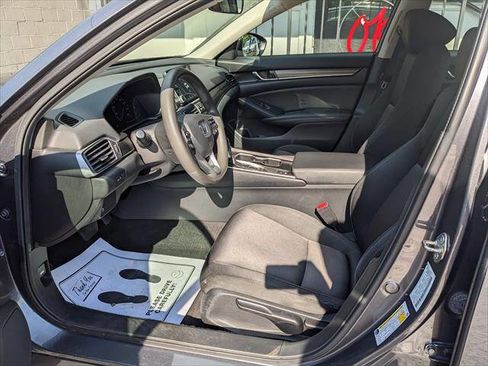 Used 2019 Honda Accord LX image 9