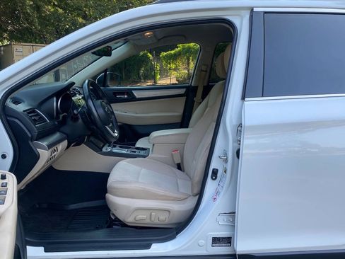 Used 2019 Subaru Outback 2.5i Premium AWD/4WD image 14
