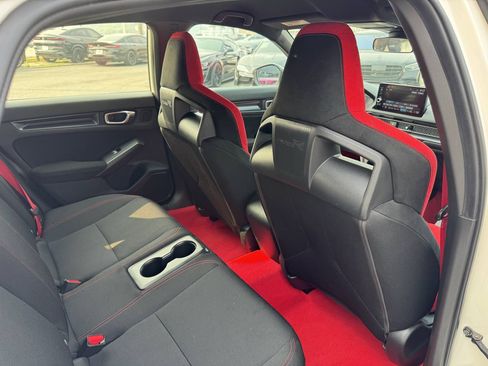 Used 2023 Honda Civic Type R image 32