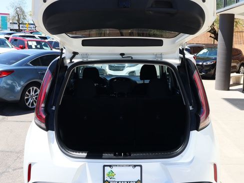 Used 2023 Kia Soul LX w/ Option Group 015 image 22
