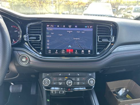 Used 2025 Dodge Durango GT w/ Blacktop Package RWD image 31