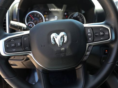 New 2026 RAM 1500 Express AWD/4WD image 16