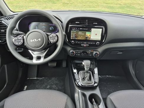 New 2025 Kia Soul S image 12