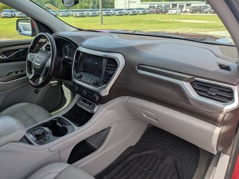 Used 2023 GMC Acadia SLT FWD image 38