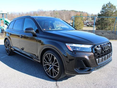 New 2025 Audi Q7 3.0T Prestige image 2