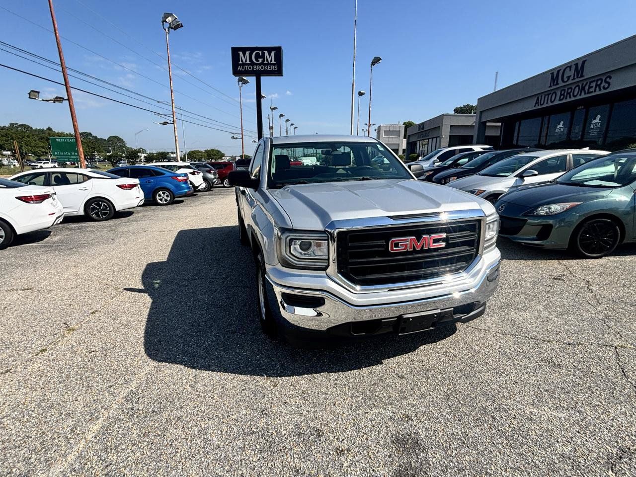Used 2018 GMC Sierra 1500 2WD Regular Cab image 44