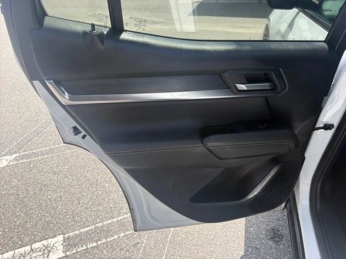 Used 2025 GMC Terrain Elevation FWD image 17