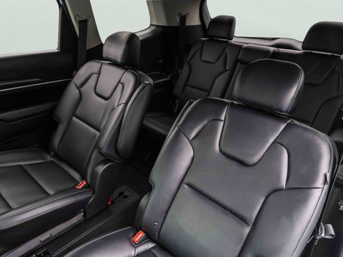 Certified 2024 Kia Telluride S w/ S Sunroof Package AWD/4WD image 21