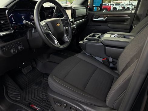 Used 2026 Chevrolet Silverado 2500 LT AWD/4WD image 10