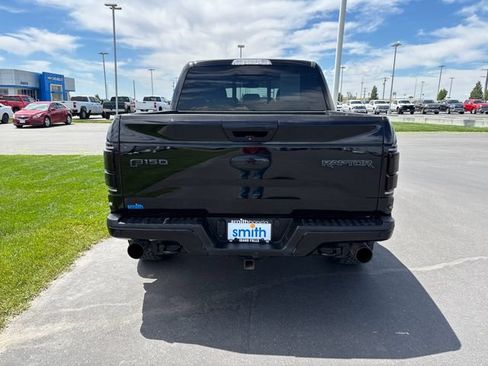 Used 2017 Ford F150 Raptor w/ Equipment Group 802A Luxury AWD/4WD image 4