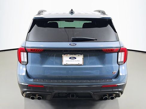Used 2025 Ford Explorer ST AWD/4WD image 16
