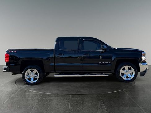 Used 2018 Chevrolet Silverado 1500 LT w/ LT Eassist Package AWD/4WD image 10