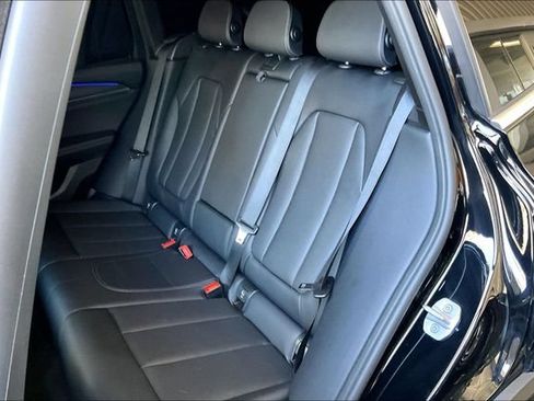 Used 2023 BMW X3 sDrive30i w/ Premium Package RWD image 25