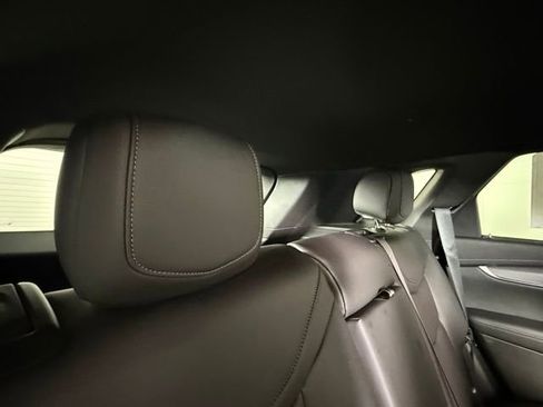 New 2026 Cadillac XT5 Luxury image 29