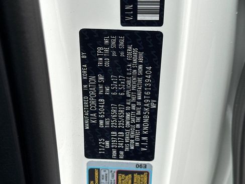 New 2026 Kia Carnival LXS image 29