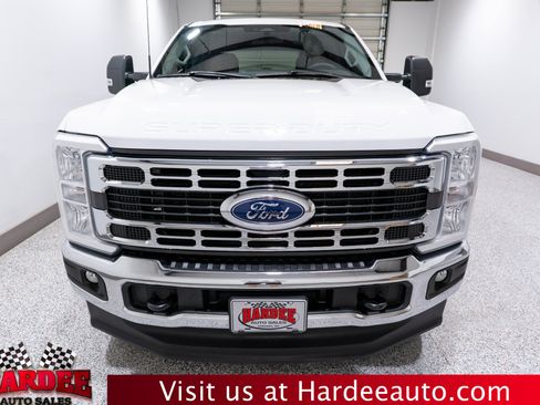 Used 2024 Ford F250 XLT w/ FX4 Off-Road Package image 7