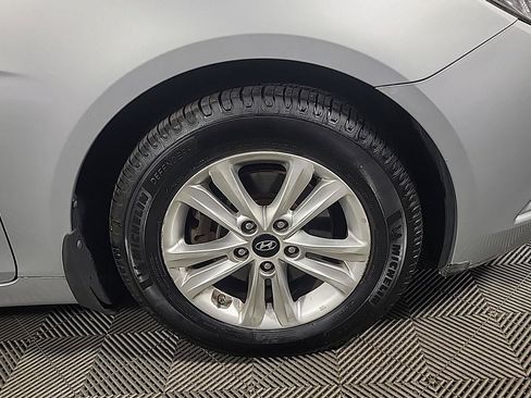Used 2013 Hyundai Sonata GLS w/ Popular Equipment Pkg FWD image 3