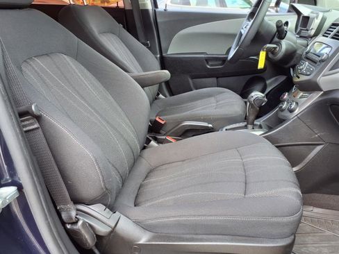 Used 2015 Chevrolet Sonic LT image 16