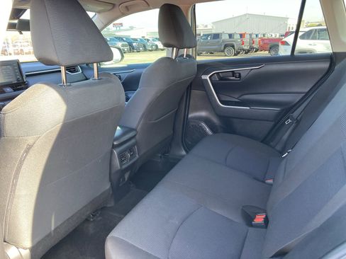 Certified 2022 Toyota RAV4 LE image 26