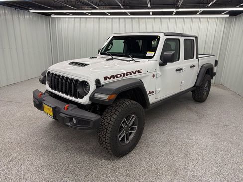 New 2026 Jeep Gladiator Mojave AWD/4WD image 3