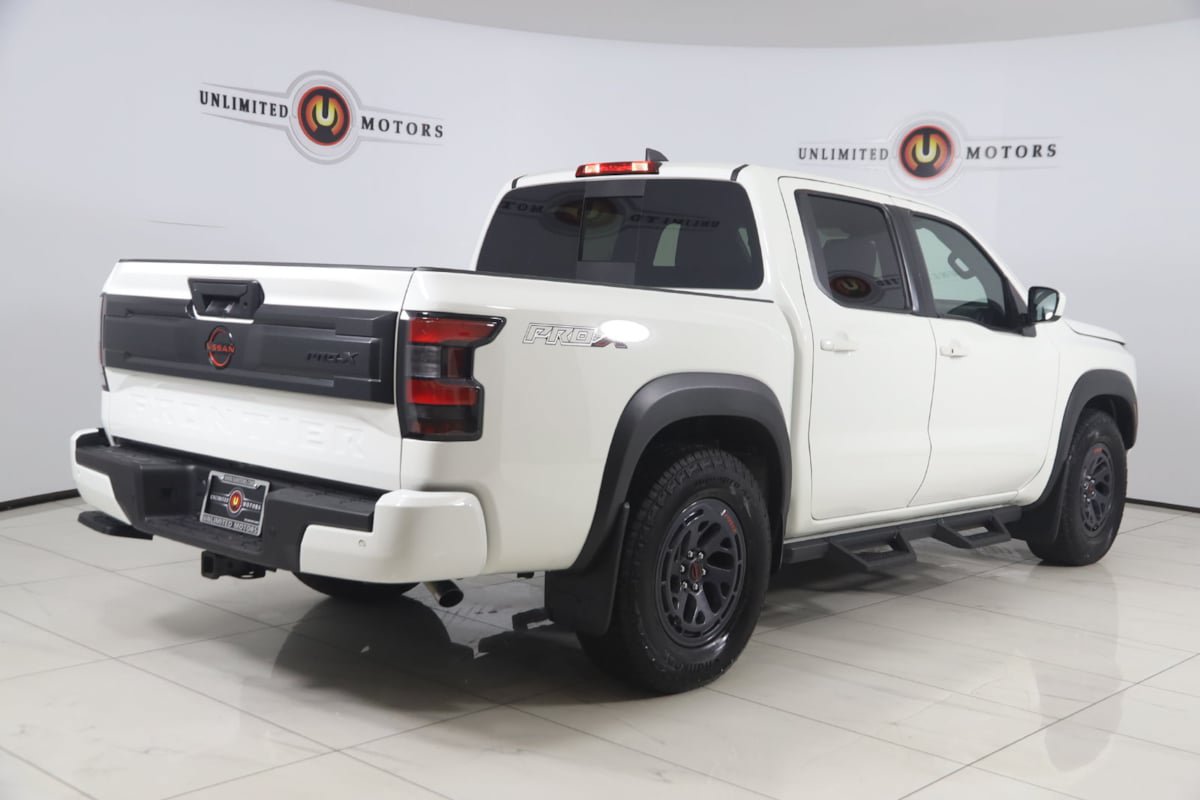 Used 2026 Nissan Frontier Pro-X w/ Tow Package RWD image 3