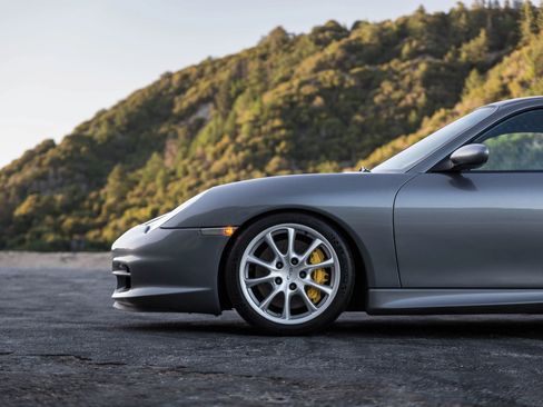 Used 2004 Porsche 911 GT3 image 27