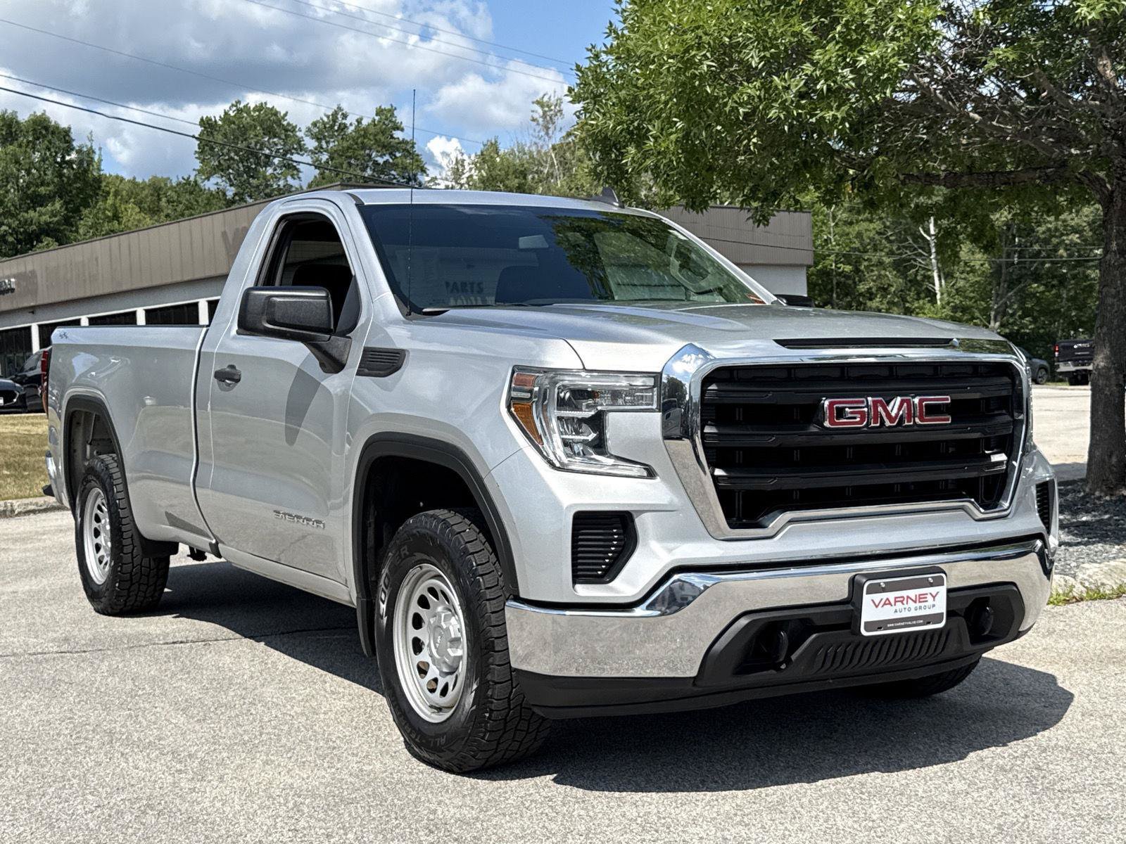 Used 2020 GMC Sierra 1500 4x4 Regular Cab w/ Sierra Value Package image 3