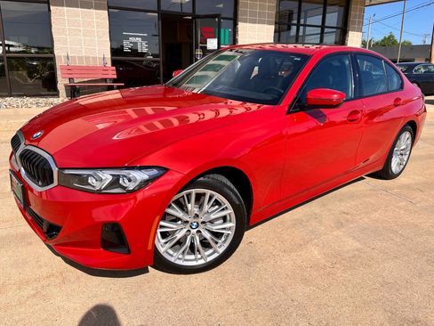 Used 2023 BMW 330i xDrive Sedan w/ Convenience Package AWD/4WD image 2
