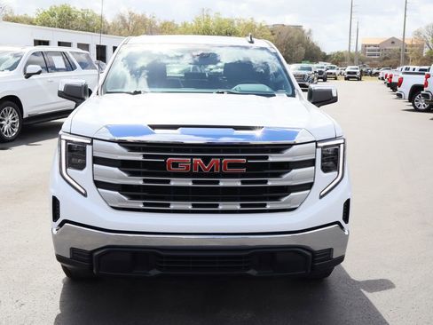 Certified 2023 GMC Sierra 1500 SLE image 3