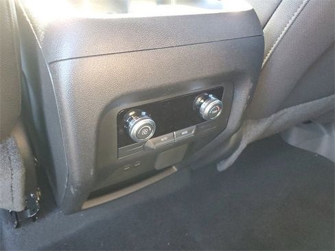 New 2026 GMC Acadia Elevation image 16