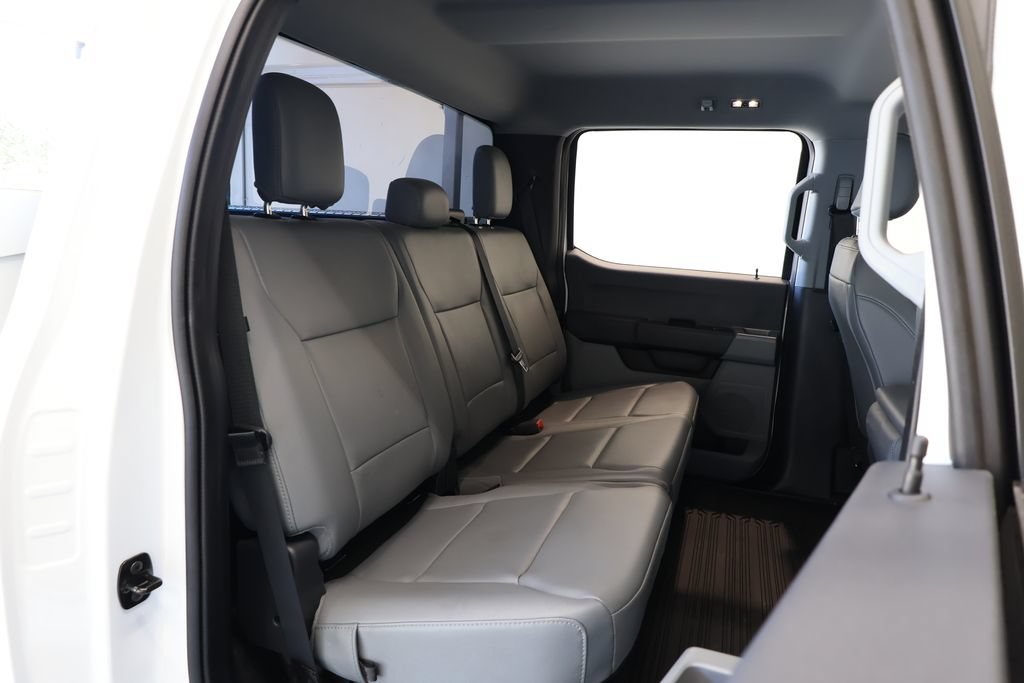 Used 2024 Ford F250 XL w/ Snow Plow/Camper Package AWD/4WD image 29