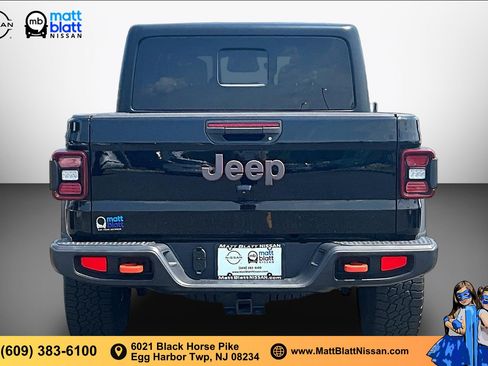 Used 2026 Jeep Gladiator Mojave AWD/4WD image 3