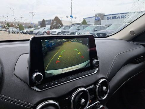 Used 2023 Nissan Sentra SV image 12