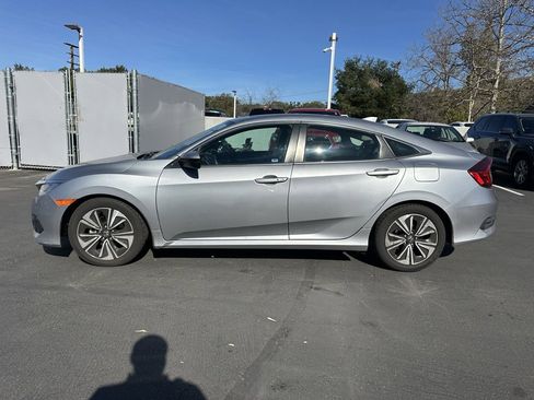 Used 2016 Honda Civic EX-L image 2