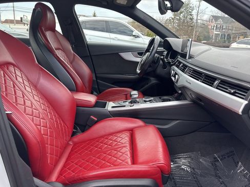 Used 2019 Audi S4 Premium Plus w/ Premium Plus Package AWD/4WD image 10