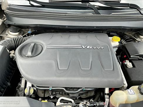 Used 2019 Jeep Cherokee Limited AWD/4WD image 30