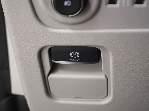 Used 2022 Jeep Wagoneer Series II w/ Premium Group I image 29