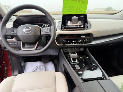 New 2026 Nissan Rogue SV image 12