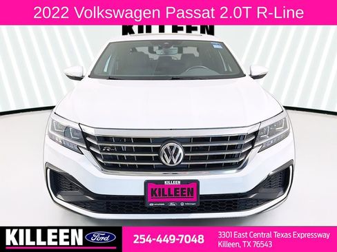 Used 2022 Volkswagen Passat 2.0T R-Line image 2