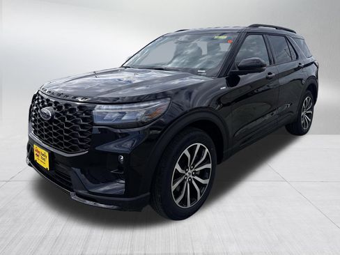 New 2026 Ford Explorer ST-Line AWD/4WD image 2
