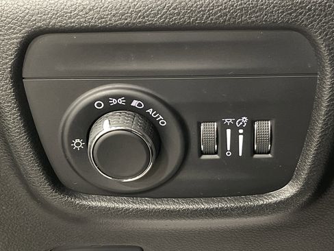 Used 2023 Jeep Grand Cherokee Laredo w/ Trailer Tow Prep Group (B) image 20