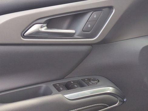 New 2026 Chevrolet Traverse LT image 23