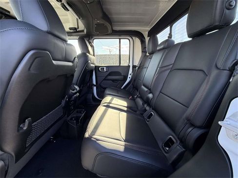New 2026 Jeep Gladiator Rubicon image 16