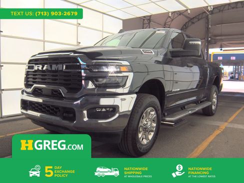 Used 2025 RAM 2500 Big Horn AWD/4WD image 1