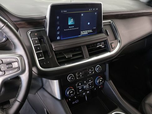 Used 2024 Chevrolet Tahoe Z71 w/ Luxury Package image 5