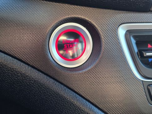 Used 2022 Honda Pilot TrailSport image 25