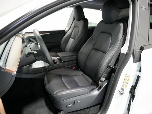 Used 2024 Tesla Model Y Performance AWD/4WD image 10