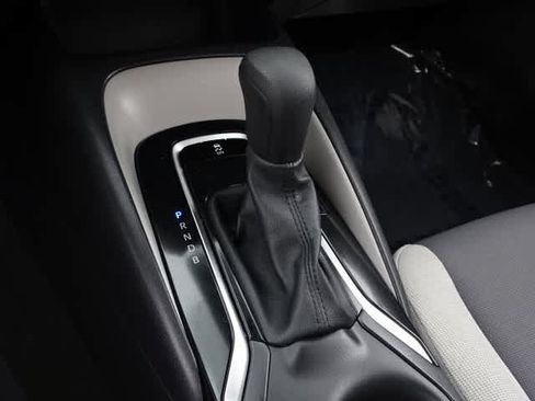 Certified 2024 Toyota Corolla LE FWD image 33
